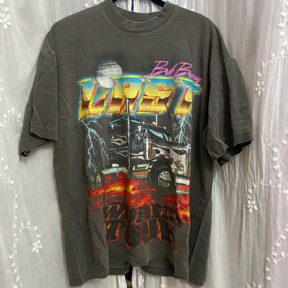 New✅ Bad Bunny Merch 🐰